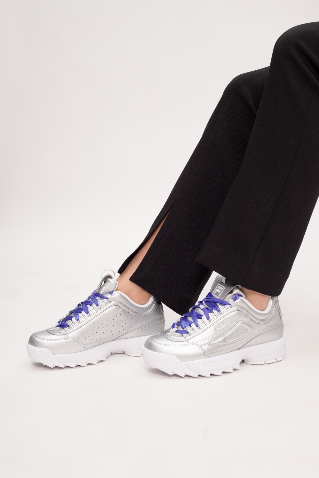 Fila disruptor 2 on sale silver